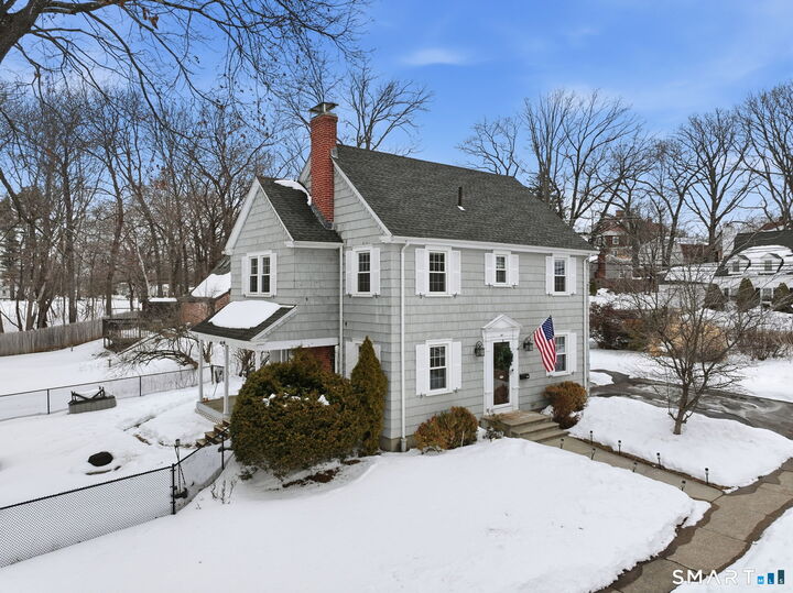 Property Photo:  7 Ledyard Road  CT 06053 