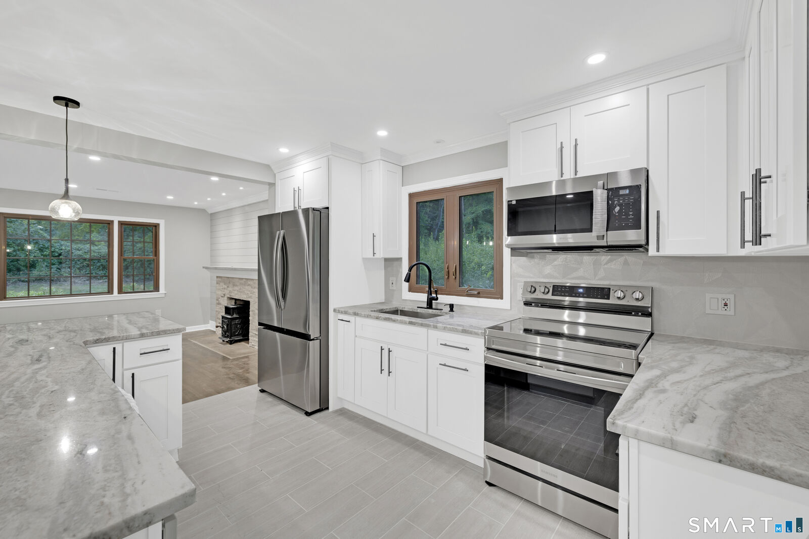 Property Photo:  108 Riverside Road  CT 06482 