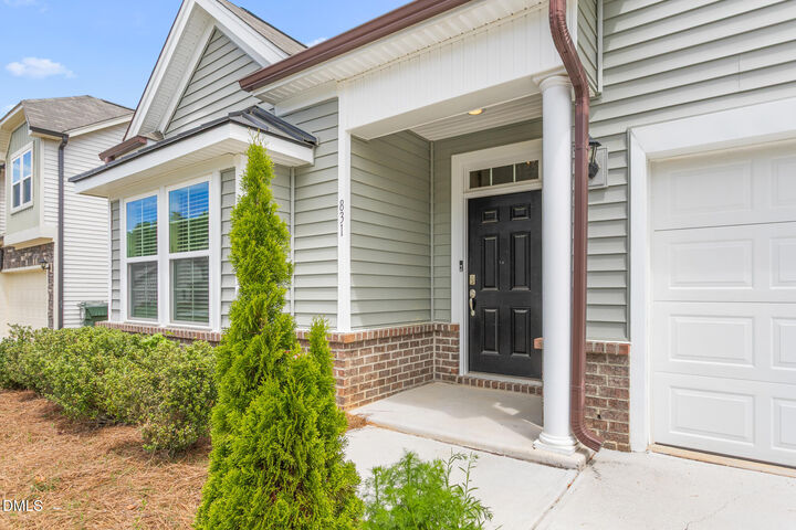 Property Photo:  831 Royal Oak Lane  NC 27302 