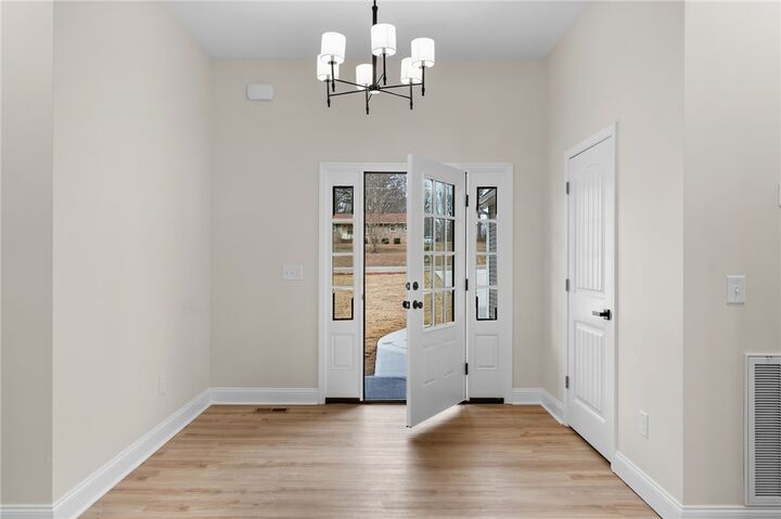 Property Photo: 339 Lone Oak Road SC 29621