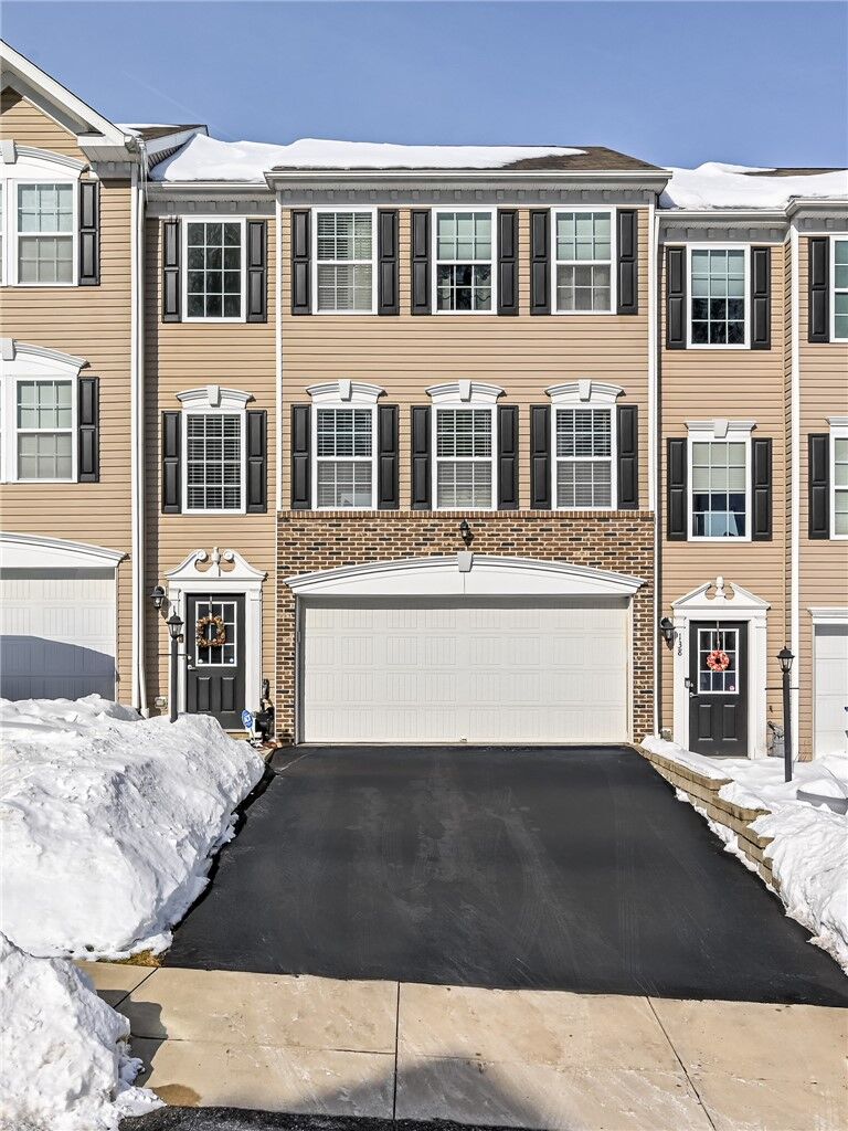 Property Photo:  140 Rylie Dr  PA 16037 