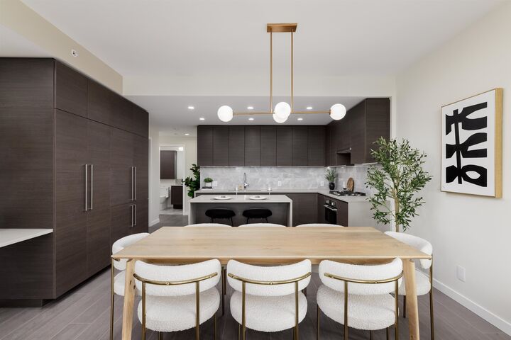 4168 Lougheed Highway 2907 — photo 1