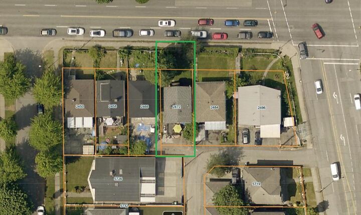 Property Photo: 2472 E 41st Avenue BC V5R 2W5