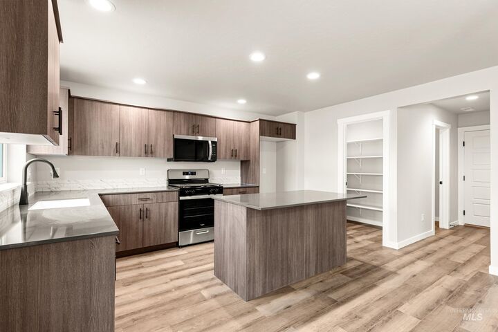 Property Photo:  8190 E Cool River Loop  ID 83687 