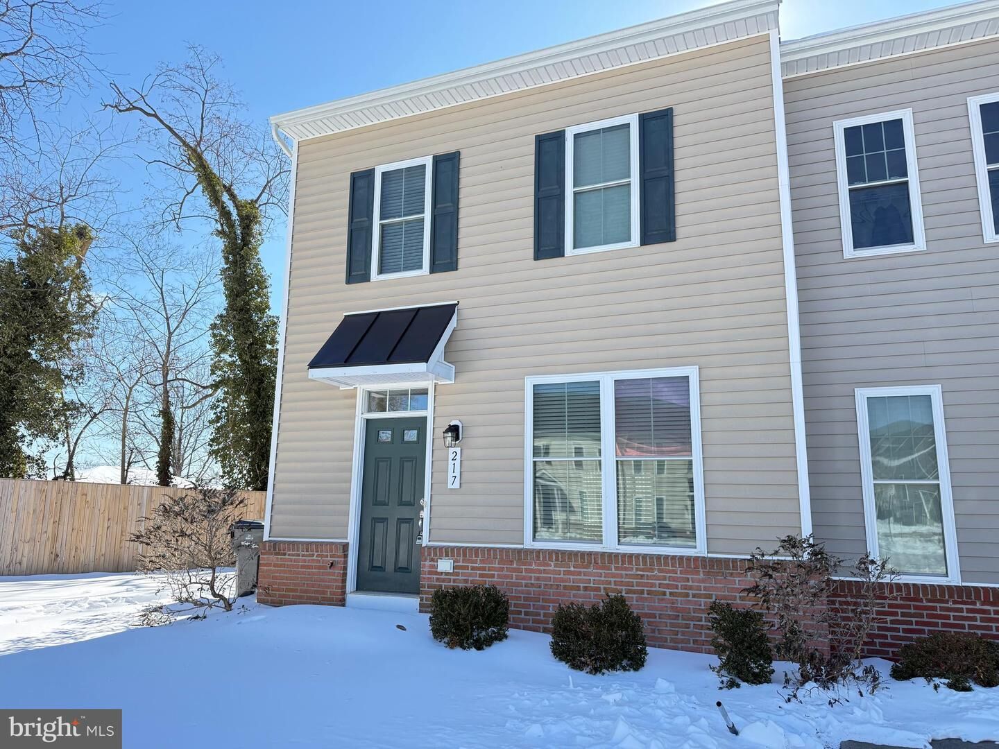 Property Photo: 217 Brooks Circle VA 22601