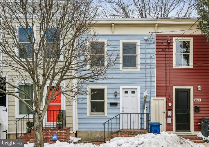 Property Photo:  1118 Princess Street  VA 22314 