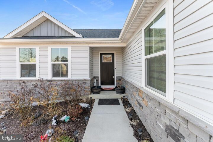 Property Photo:  18261 Signature Way  VA 22546 