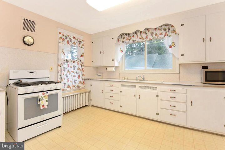 Property Photo: 3728 Brunswick Pike NJ 08540