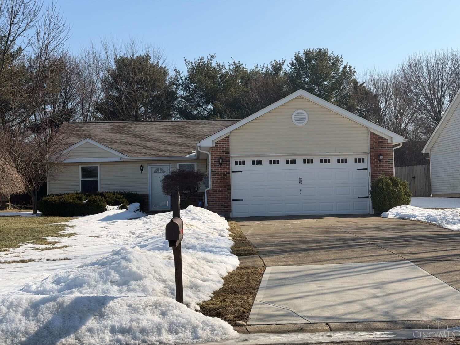 Property Photo:  6352 Lakota Meadows Drive  OH 45044 