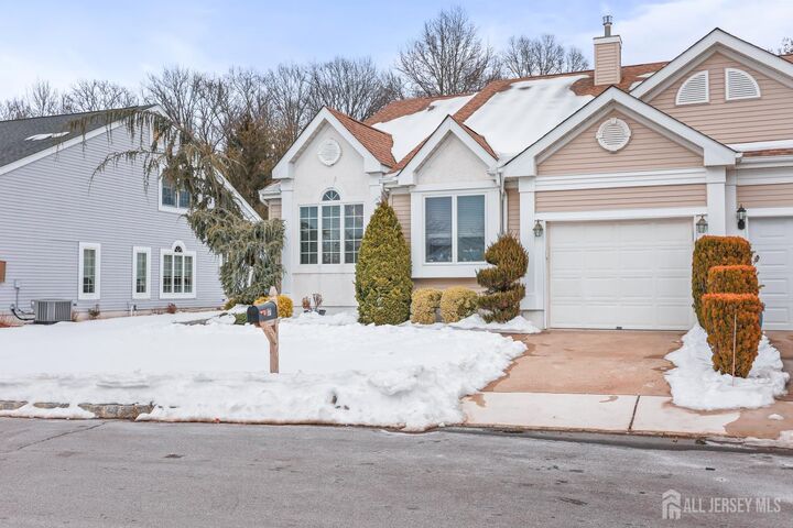 Property Photo: 17 Kingston Court NJ 08831