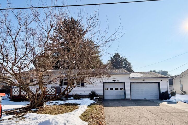 Property Photo: 1094 Aldine Drive OH 43056