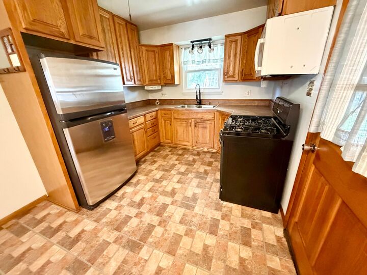 Property Photo:  1094 Aldine Drive  OH 43056 