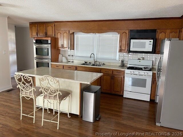 Property Photo:  6441 Kincross Avenue  NC 28304 