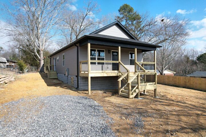 Property Photo:  215 Marion Circle SE  TN 37323 
