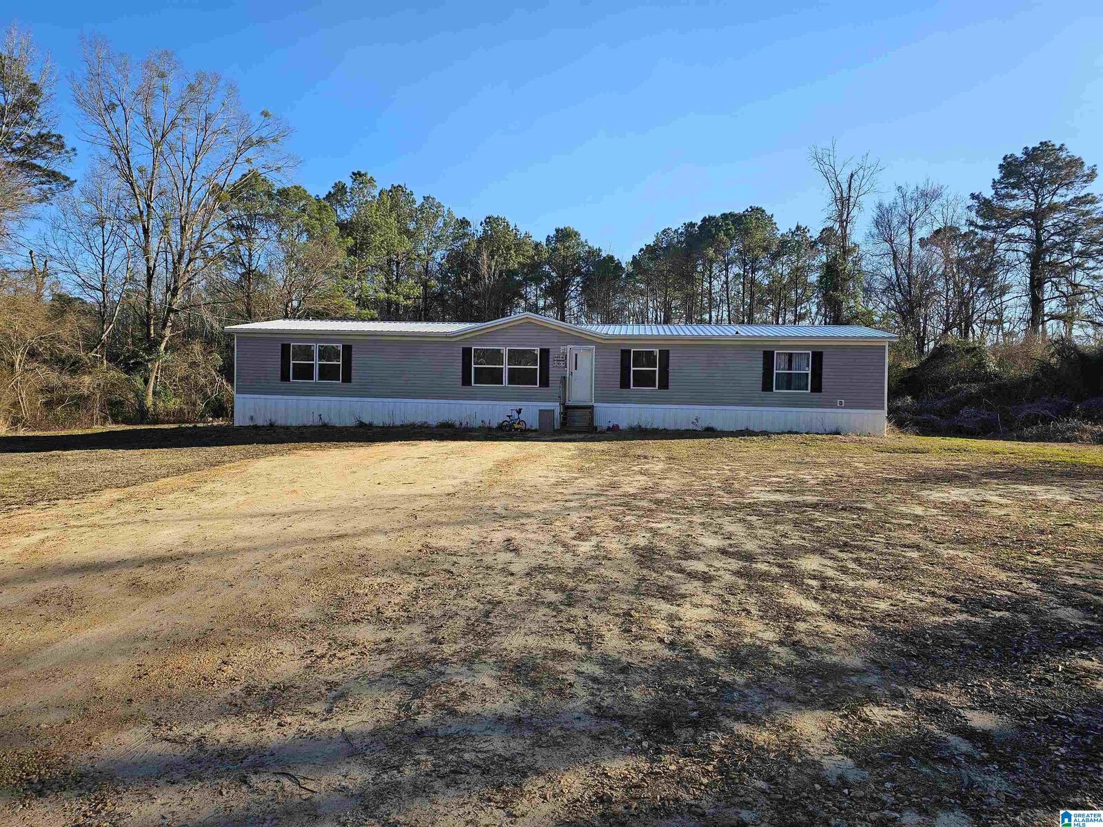Property Photo:  186 County Road 752  AL 36091 