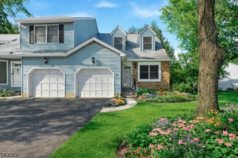 Property Photo:  36 Bridle Way  NJ 07871 