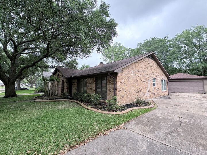 Property Photo:  21330 Park Tree Lane  TX 77450 