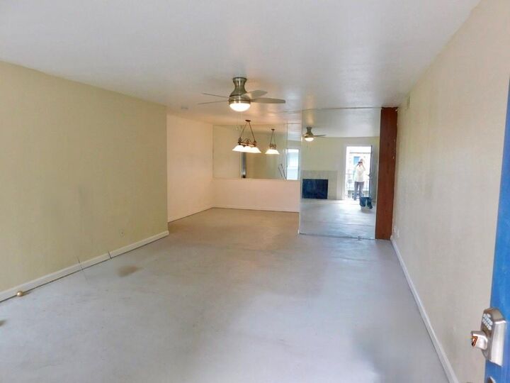 Property Photo:  9797 Leawood Boulevard 402  TX 77099 