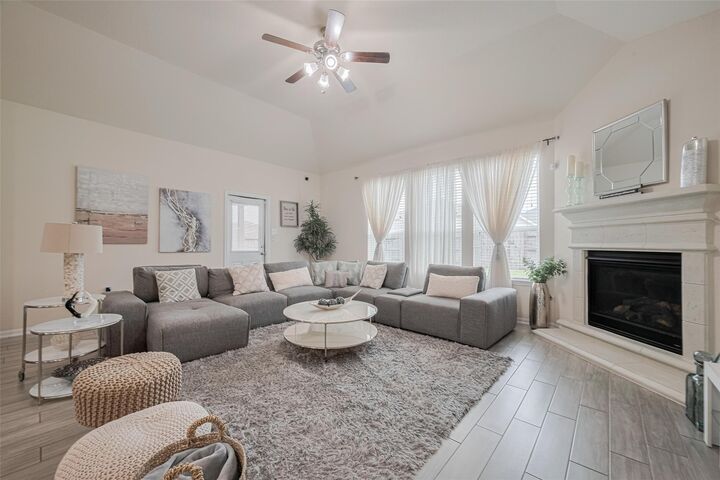 Property Photo:  5218 Windy Plantation Drive  TX 77423 