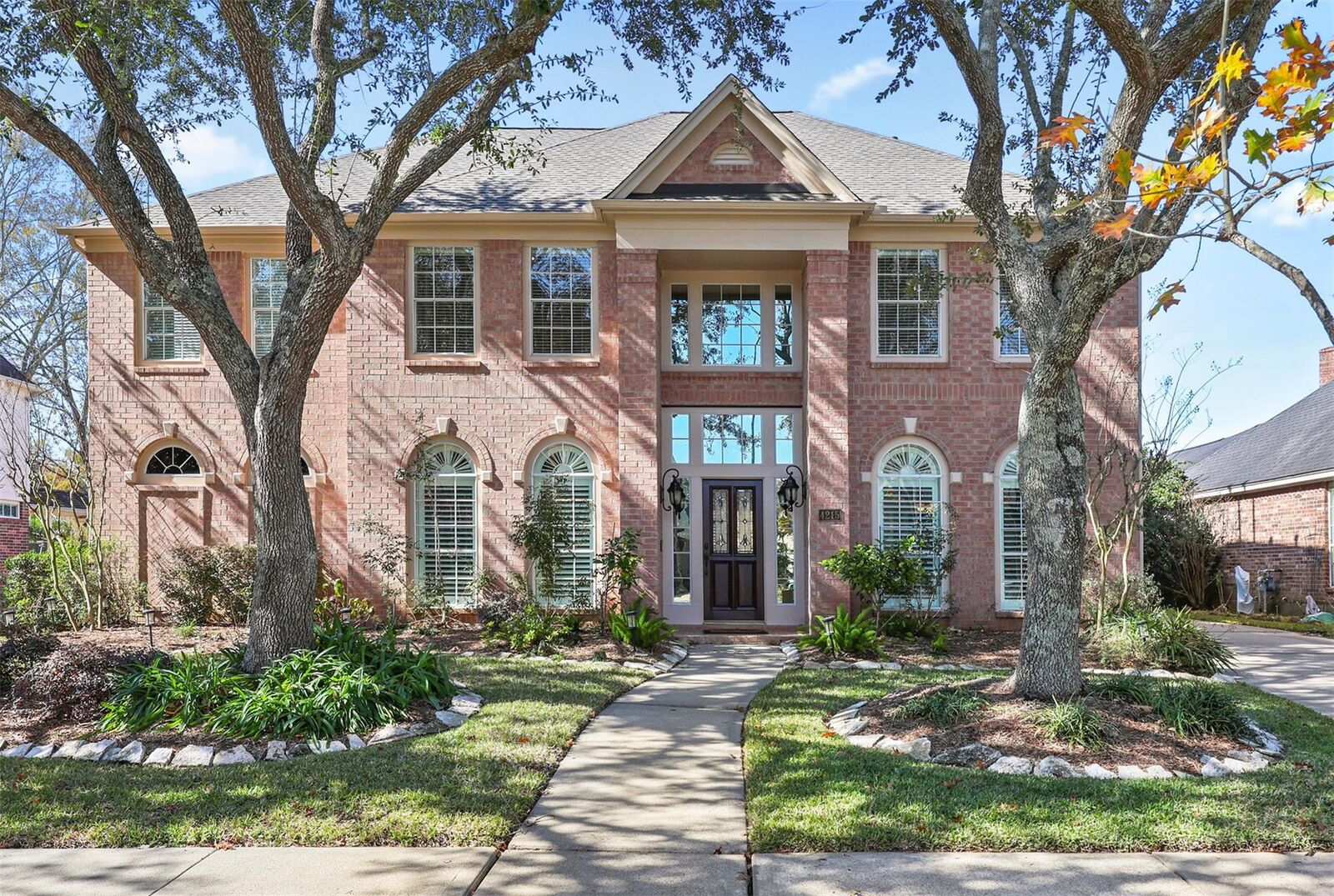 Property Photo:  4215 Olive Oak Court  TX 77059 