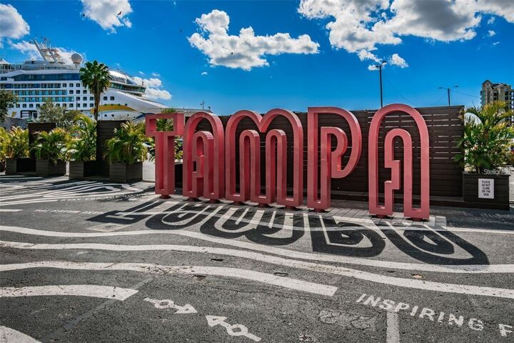 Property Photo:  1209 E Cumberland Avenue 508  FL 33602 