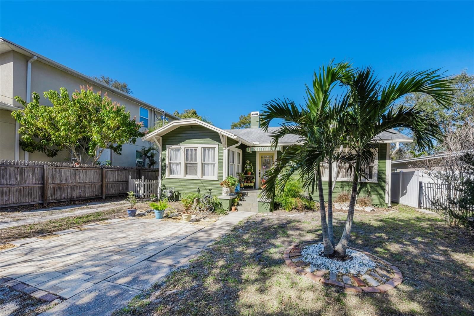 Property Photo: 3411 W Bay Avenue FL 33611