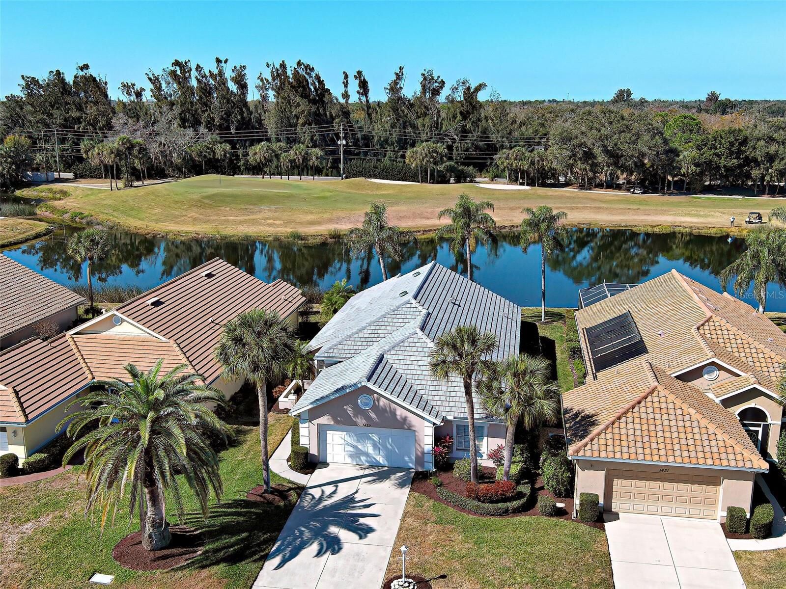 Property Photo: 1429 Turnberry Drive FL 34292