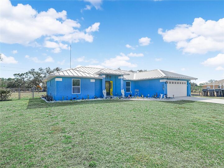 Property Photo:  8926 Cypresswood Drive  FL 33898 