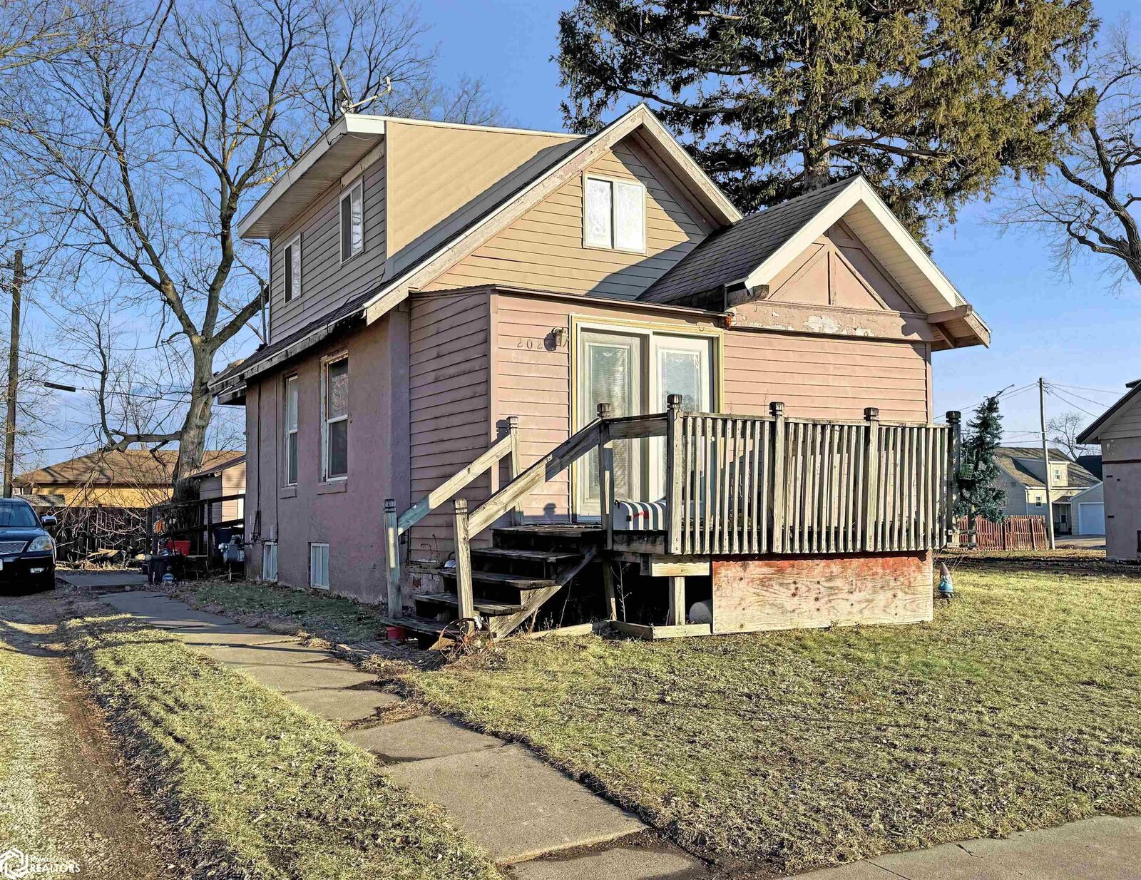 Property Photo:  202 Carson Avenue  IA 50126 