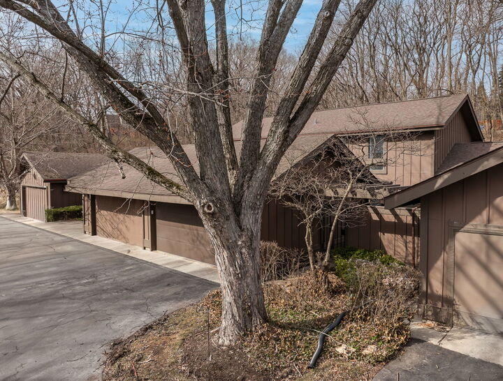 Property Photo: 42W470 Red Bud Court IL 60175