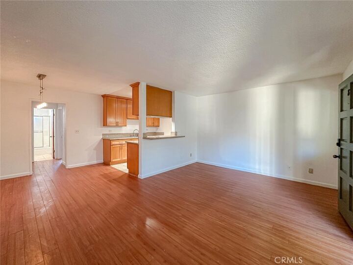 Property Photo: 3045 E Theresa 8 CA 90814