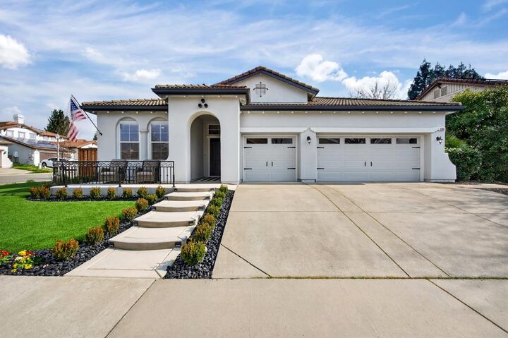 Property Photo: 2509 Century Oak Drive CA 95648