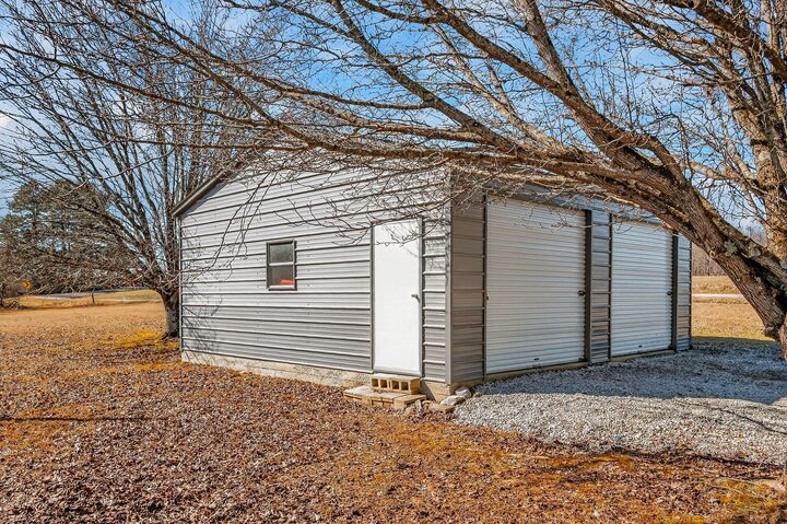 Property Photo:  10738 W Green Hill Rd  TN 37166 