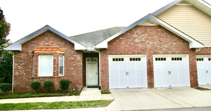 Property Photo:  800 Cedarstone Way  TN 37214 