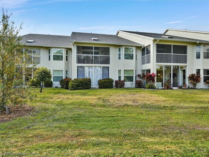 Property Photo:  458 Country Hollow Court H102  FL 34104 