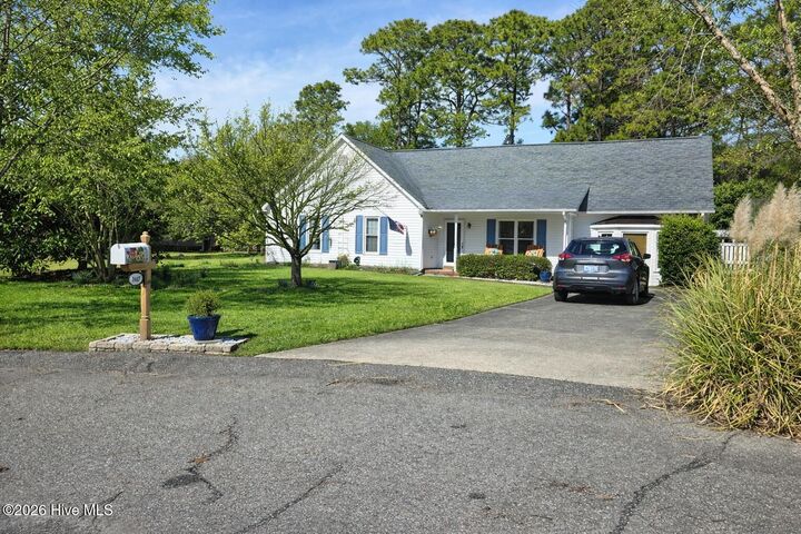 Property Photo:  1007 Kennesaw Court  NC 28412 