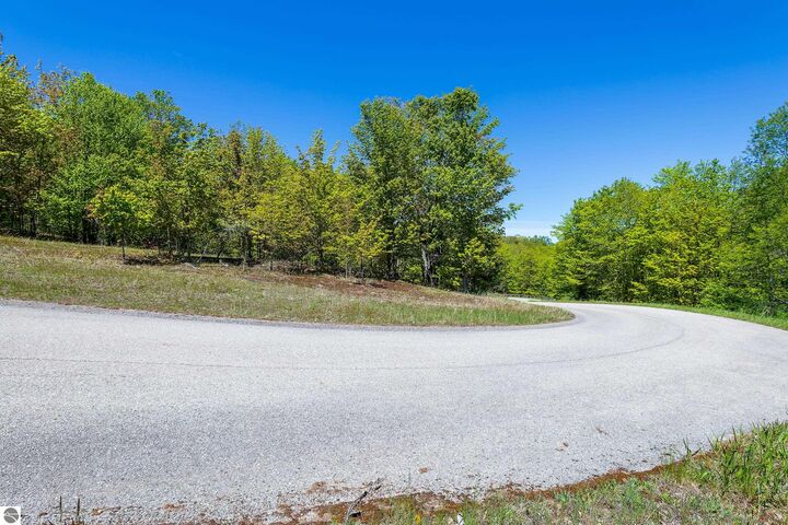 Property Photo:  3100 Warren Road  MI 49617 