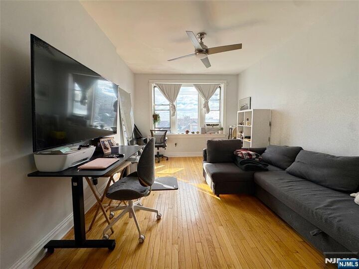 Property Photo:  101 73rd Street 32  NJ 07047 