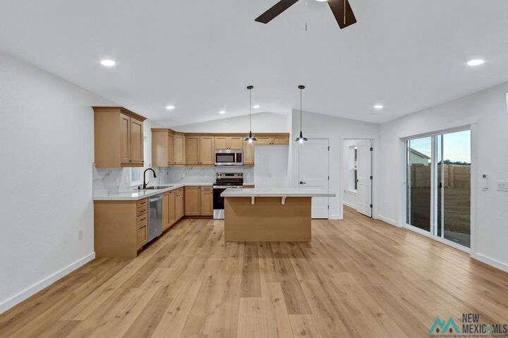 Property Photo: 2303 Magnolia Lane NM 88203
