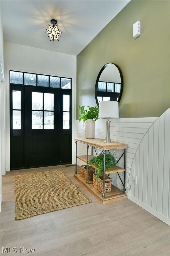 Property Photo: 248 Robbies Run OH 44410