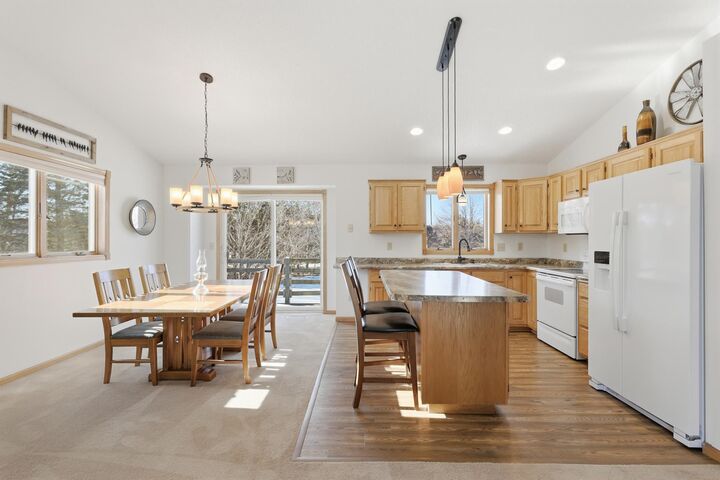 Property Photo:  602 Summerfield Circle  WI 54016 