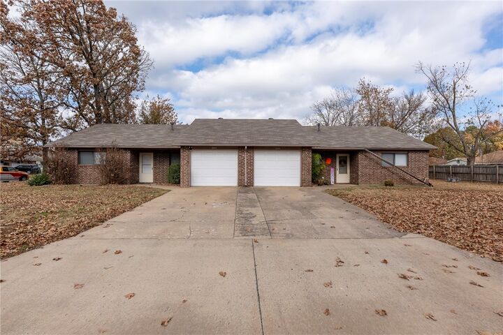 Property Photo:  3507 W Beechwood Drive  AR 72756 