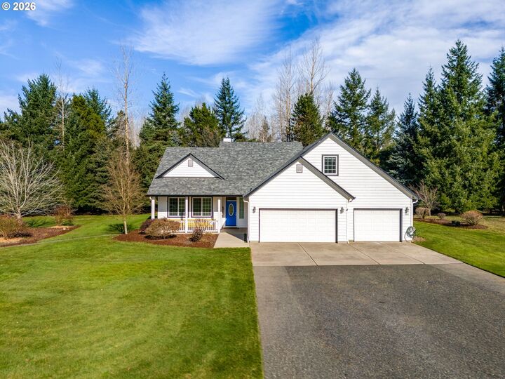 Property Photo:  1010 NE 265th Ct  WA 98607 