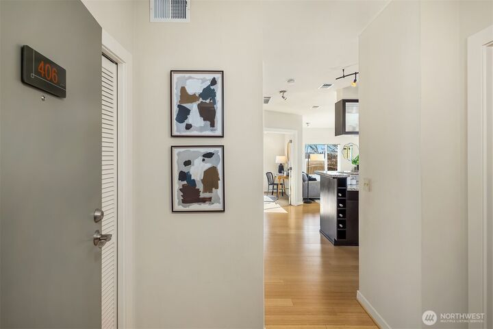 Property Photo:  1026 NE 65th Street A406  WA 98115 