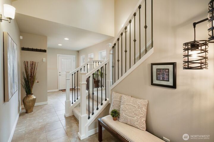 Property Photo:  4764  244th Ct  SE  WA 98029 