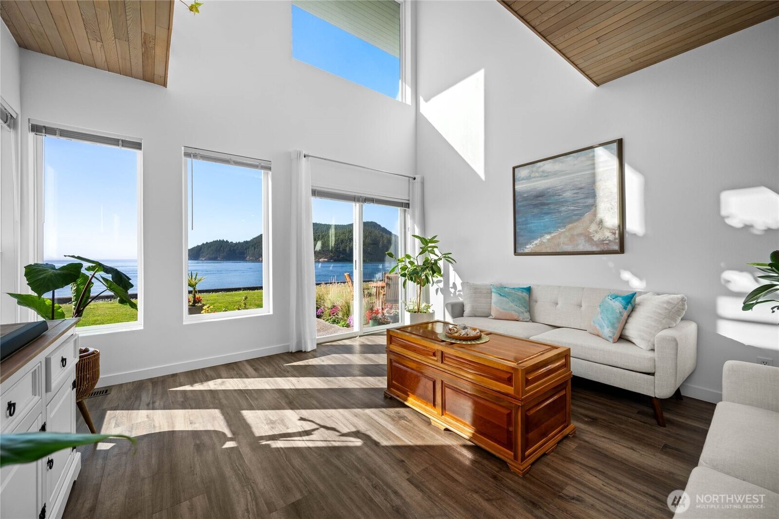 Property Photo: 2309 Skyline Way 5 WA 98221