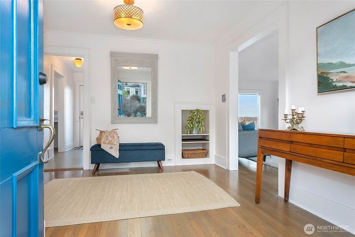 Property Photo:  322 S Forest Street  WA 98225 