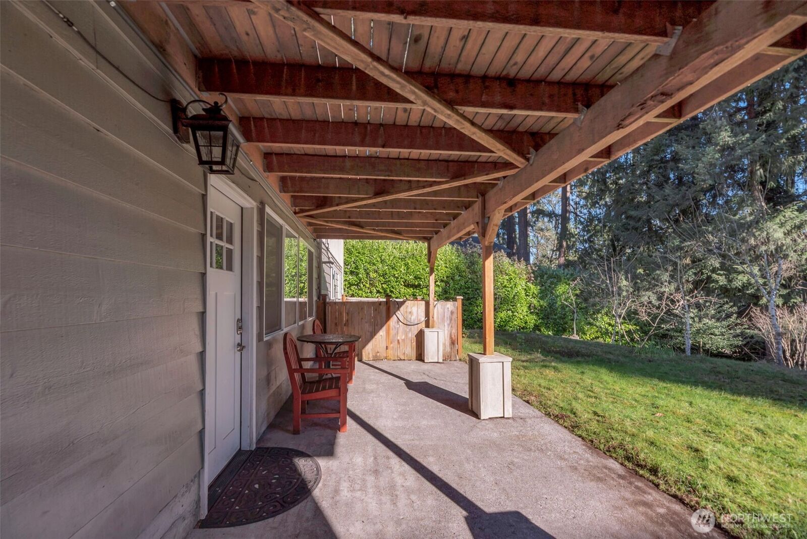 Property Photo:  2840  108th Avenue SE  WA 98004 