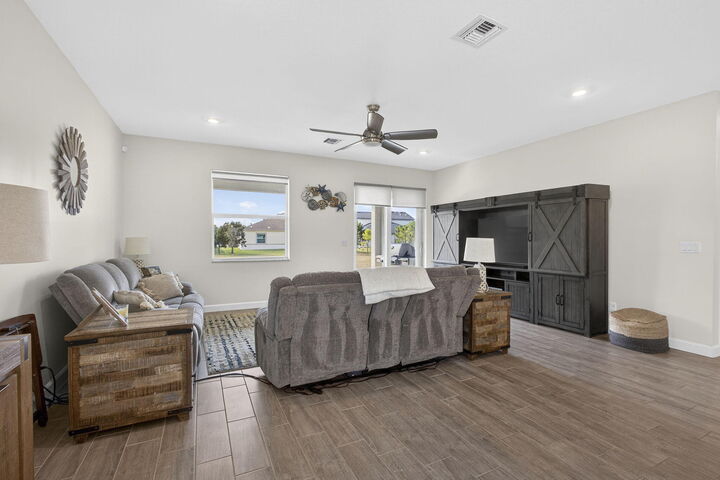 Property Photo:  1095 Tangled Orchard Trace  FL 33470 