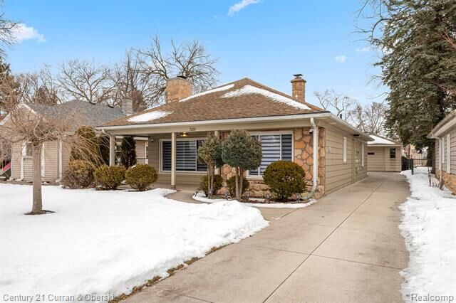 Property Photo:  7260 Fenton Street  MI 48127 